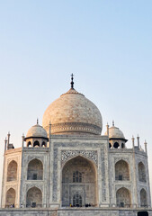 Fototapeta na wymiar Taj Mahal in Agra, India. Taj Mahal, an ivory-white marble mausoleum on the bank of the yamuna river in the Indian city of Agra, Uttar Pradesh.