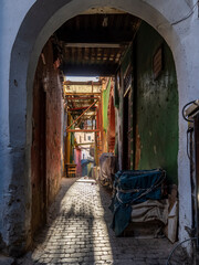 Paseando por el zoco de Fez (Marruecos)
