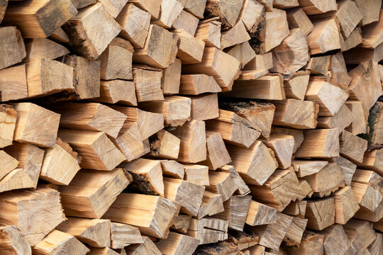 Wall made of chopped firewood