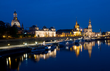 Fototapeta na wymiar Dresden city night panorama, Germany.