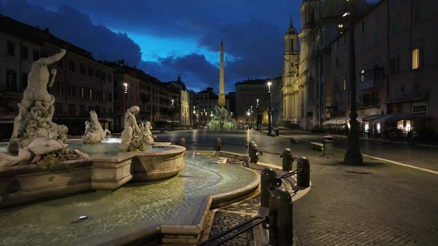 la Fontana dei Quattro Fiumi a piazza Navona, Roma
veduta aerea al crepuscolo di una mattinata invernale