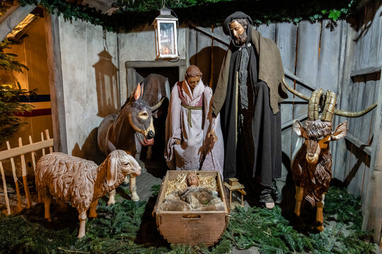 christmas nativity scene at Christmas market, Humboldt Forum, Berlin, Federal Republic of Germany