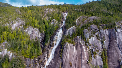 Fototapeta na wymiar Waterfall in British Columbia, Canada