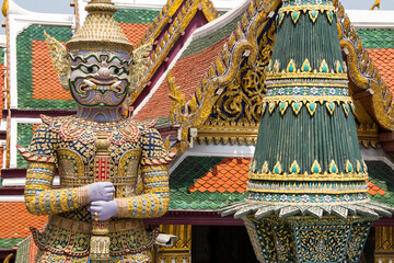 Fototapeta premium Guard statue at the Grand palace in Bangkok, Thailand
