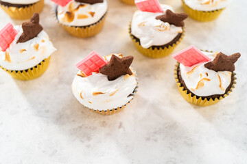 S'mores cupcakes