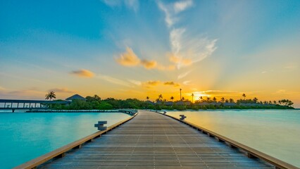 Fototapeta na wymiar Maldives - Hurawalhi Sunrise 