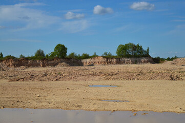 Storage space of various sandstone, natural stone, quarry stone varieties and speci