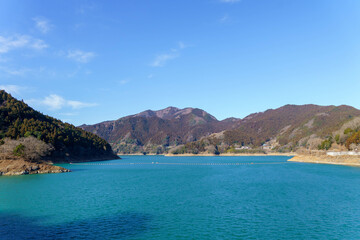 Fototapeta na wymiar 埼玉県神川町のダム湖