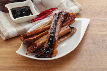 Roasted eel in unagi sause