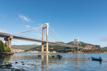 El puente de Rande visto desde Redondela (Galicia, España)