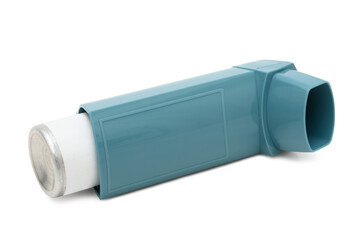 Aplicador plástico spray sem a tampa, usado para inalação por via oral de um medicamento de controle e prevenção de asma, bronquite crônica e enfisema.