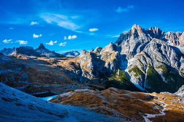 Obraz premium Sunset over the Dolomites. Park of the three peaks of Lavaredo.