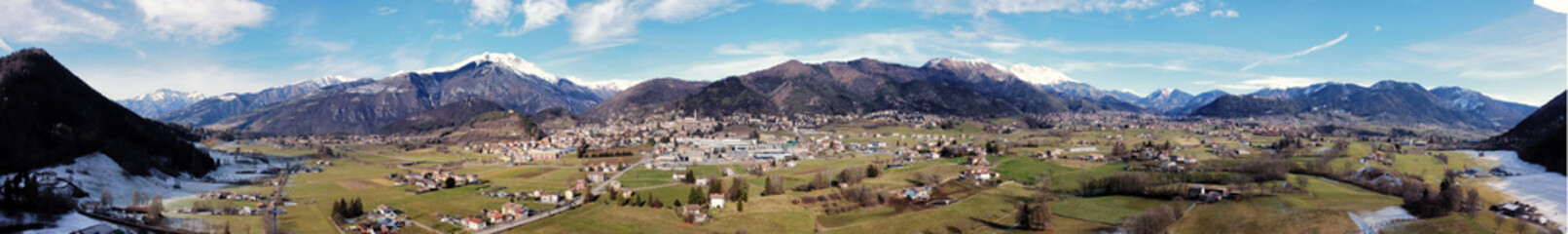 Fototapeta na wymiar Alta Valle Seriana, Rovetta, Clusone, Songavazzo, Presolana