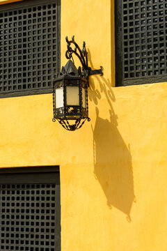 Vintage street light in Cartagina de India, Columbia