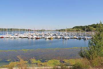 Fototapeta na wymiar Lake of Der Chantecoq port of Nemours Champagne Grand Est France
