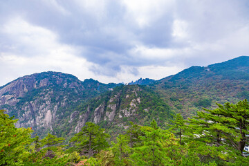 Fototapeta premium Natural scenery of Huangshan Scenic Area in Anhui Province