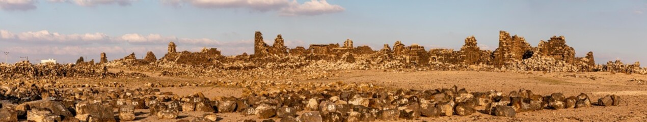 قلعة وحصون وآثار مدينة ام الجمال التاريخية - الاردن
Castle, forts and monuments of Umm al-Jimal historical city- Jordan