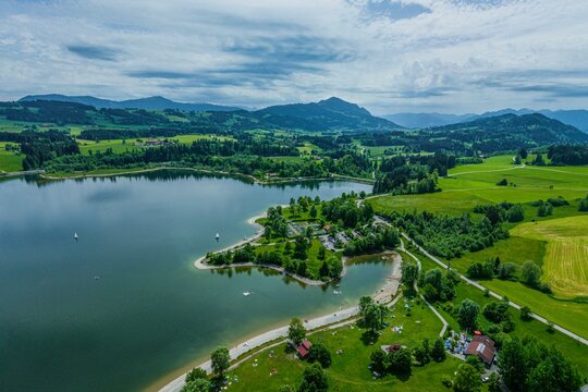 "Zentrum 影像 – 瀏覽 58,555 個素材庫相片、向量圖和影片 | Adobe Stock