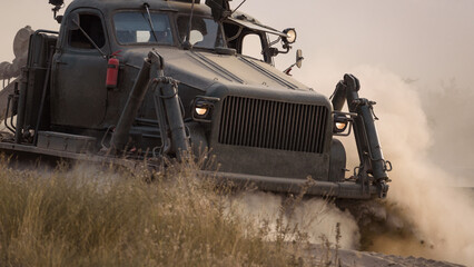 HIGHT SPEED TRACK DOZER - Heavy military vehicle for engineering and sapper works
