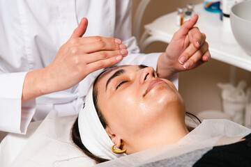 Obraz na płótnie Canvas Skin care clinic procedures for facial skin elasticity