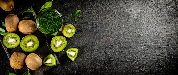 A glass of fresh kiwi juice. 