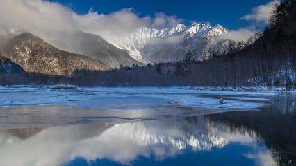 厳冬期　上高地　田代池　絶景