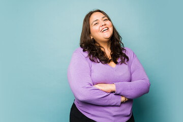 Funny excited woman laughing and smiling - obrazy, fototapety, plakaty