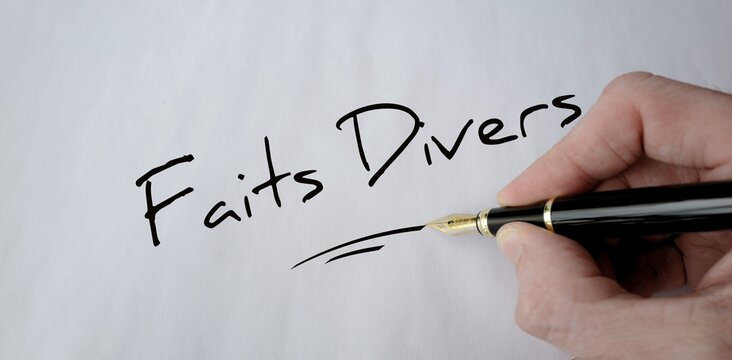 faits divers &agrave; la main