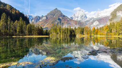 Fototapeta na wymiar Beautiful view at the lake Schiederweiher in Austria on an autumn morning