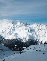 Fototapeta na wymiar Mountain panorama 