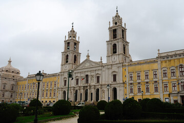 Fototapeta na wymiar Fachada del Palacio Nacional de Mafra, Portugal