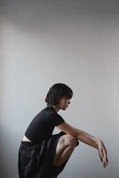 Y2Kスタイルの女性のポートレート