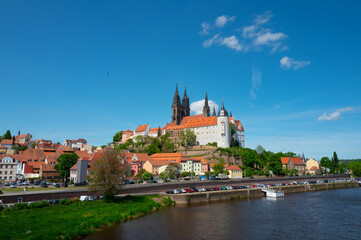 Fototapeta premium 12.05.2022 view of the Albrechtsburg castle and the Meissen Cathedral. Meissen, Saxony, Germany