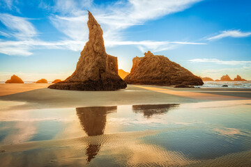 Morning light over the sea stacks on Bandon Beach in Oregon