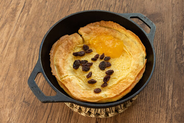 ダッジベイビー　パンケーキ料理　Dutch baby simple pancake dish