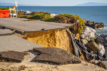 California's bomb cyclone destroyed roads. © Olga