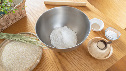 白米と米粉｜米粉で生地(パン・ピザ等)を作るイメージ
