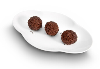 Trufas de chocolate sobre fondo blanco. Chocolate truffles on white backgroun