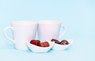 箱入り チョコレート と コーヒー と ペアマグ 【 バレンタイン の イメージ  】