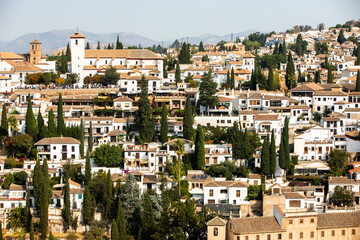 Fototapeta premium Architectural details of the Alhambra fortified palace complex and Granada city