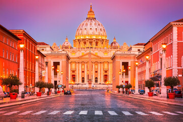 Fototapeta na wymiar Rome, Italy. Saint Peter cathedral, Vatican city, twilight sunrise.