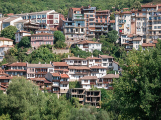 Fototapeta na wymiar View from above with the medieval buildings and houses in Veliko Tarnovo, the historical and cultural capital of Bulgaria