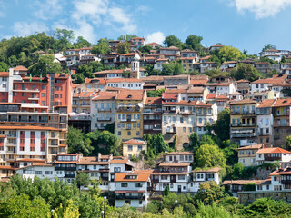 Obraz premium View from above with the medieval buildings and houses in Veliko Tarnovo, the historical and cultural capital of Bulgaria