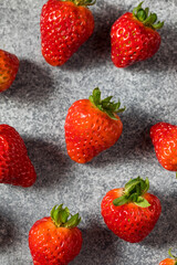 Fototapeta na wymiar Raw Red Organic Sweet Strawberries