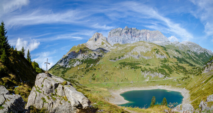 Vorarlbergpanorama Formarinsee