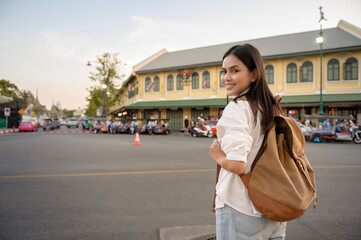 Beautiful tourist woman on vacation sightseeing and exploring Bangkok city, Thailand, Holidays and traveling concept