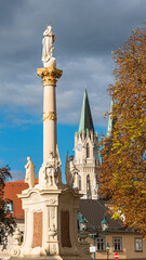 Klosterneuburg mit Mariensäule