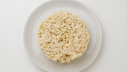 日本の未調理の即席めん　イメージ