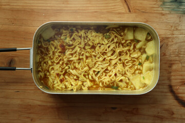 ラーメン　Chinese noodle dishes (ramen) outdoors