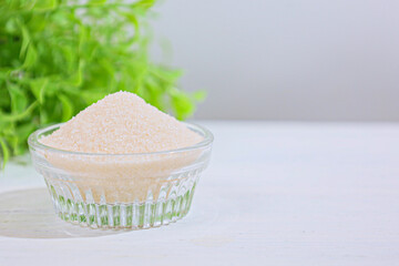 ラカンカとエリスリトールを配合した低カロリー・糖類ゼロの甘味料。糖質制限をしている人がよく使っている
